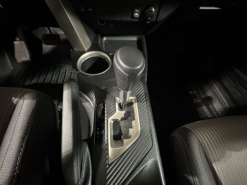 Used 2014 Toyota RAV4 XLE image 26