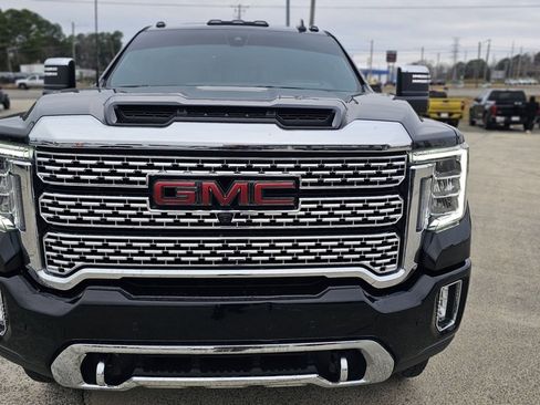 Used 2022 GMC Sierra 2500 Denali w/ Denali Ultimate Package image 2