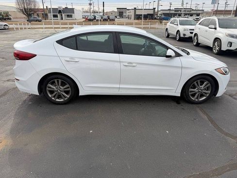 Used 2018 Hyundai Elantra SEL FWD image 4