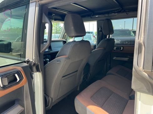 Used 2023 Ford Bronco Outer Banks AWD/4WD image 15