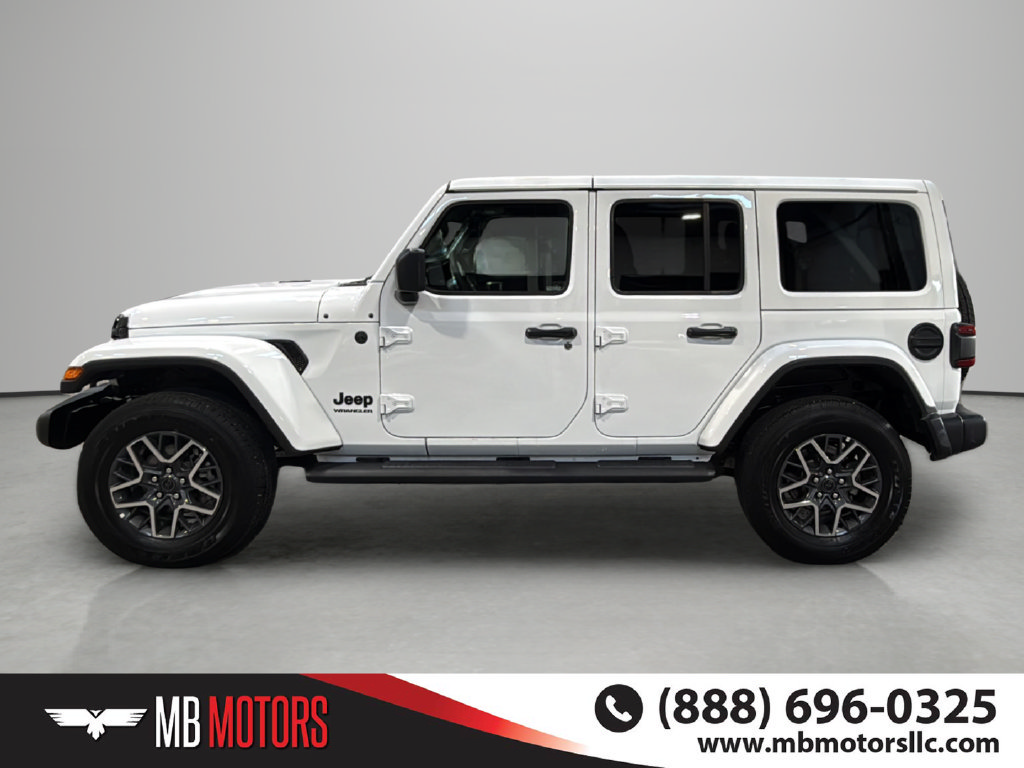 Used 2025 Jeep Wrangler Unlimited Sahara AWD/4WD image 2