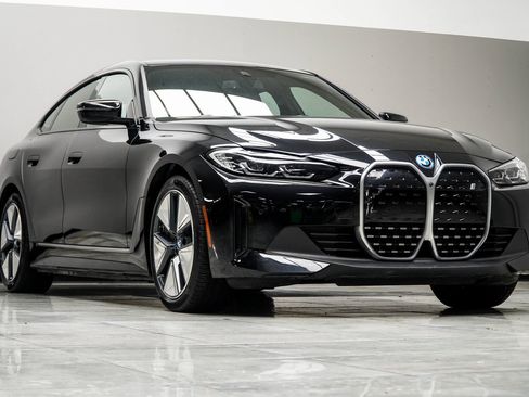 Used 2023 BMW i4 eDrive35 w/ Premium Package image 4