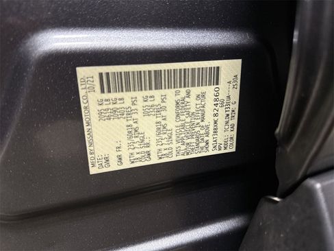 Used 2021 Nissan Rogue SV image 27