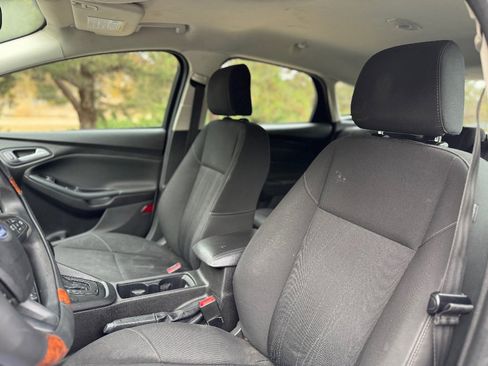 Used 2016 Ford Focus SE image 11