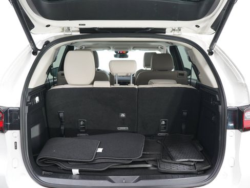 Certified 2024 MAZDA CX-90 Plug-In Hybrid w/ Preferred AWD/4WD image 17