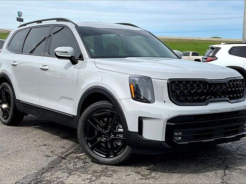 Used 2025 Kia Telluride SX Prestige X-Line image 11