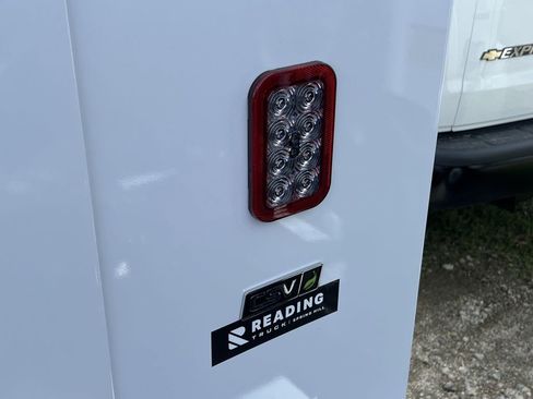 New 2025 Chevrolet Express 3500 w/ Power Convenience Package image 8