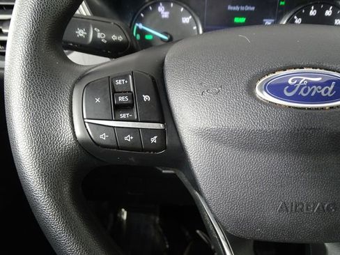 Used 2022 Ford Escape SE image 24