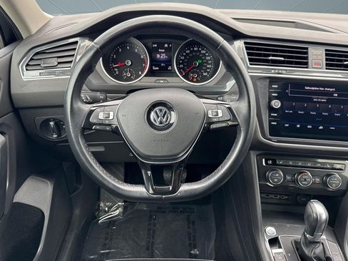 Used 2019 Volkswagen Tiguan SE FWD image 27