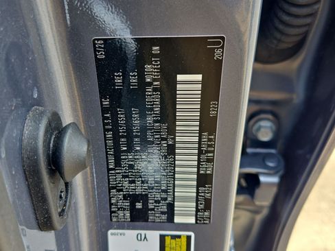Used 2026 Toyota Corolla Cross L FWD image 32