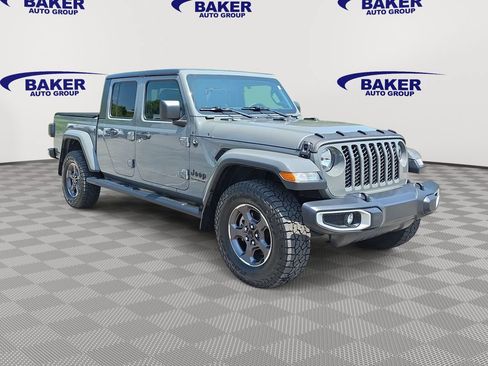 Used 2020 Jeep Gladiator Sport w/ Quick Order Package 24S AWD/4WD image 3