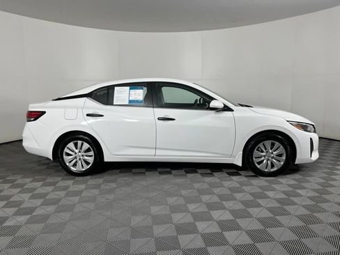 Certified 2025 Nissan Sentra S FWD image 12