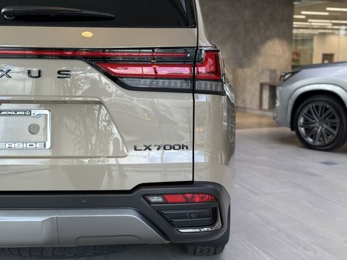 New 2026 Lexus LX 700h Overtrail AWD/4WD image 12