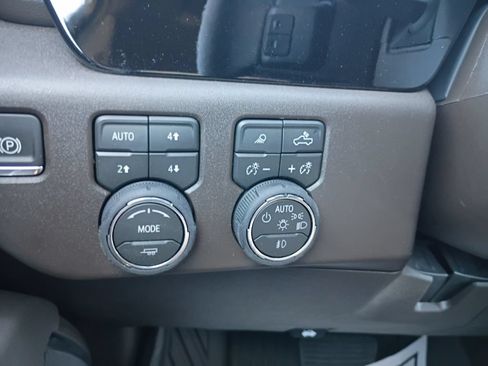 New 2026 Chevrolet Silverado 1500 LT Trail Boss w/ LT Trail Boss Premium Package AWD/4WD image 24