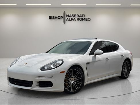 Used 2016 Porsche Panamera 4S AWD/4WD image 2