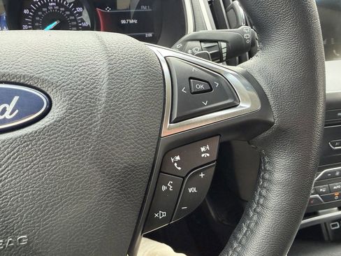 Used 2018 Ford Edge SEL w/ Equipment Group 201A image 15