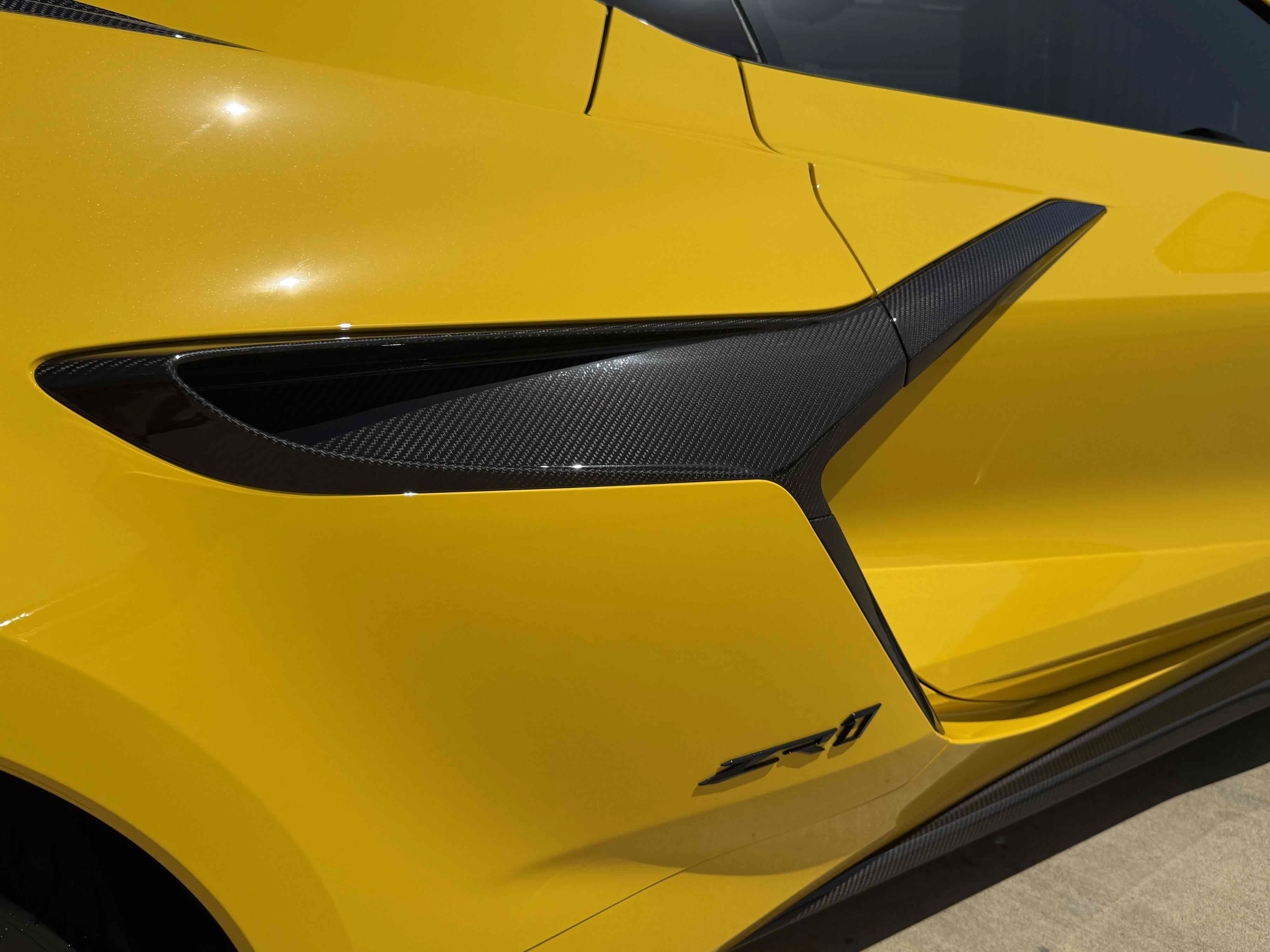 Used 2026 Chevrolet Corvette ZR1 w/ ZR1 Carbon Fiber Aero Package RWD image 63