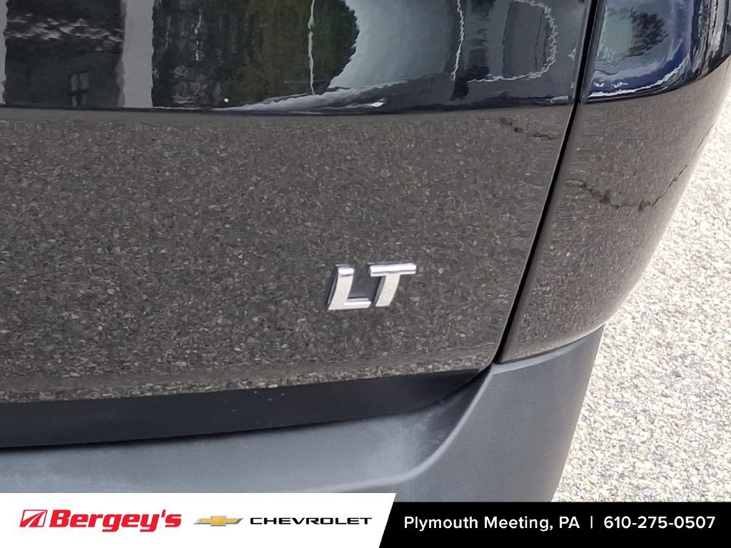 Certified 2023 Chevrolet Traverse LT w/ LPO, Cargo Package FWD image 33
