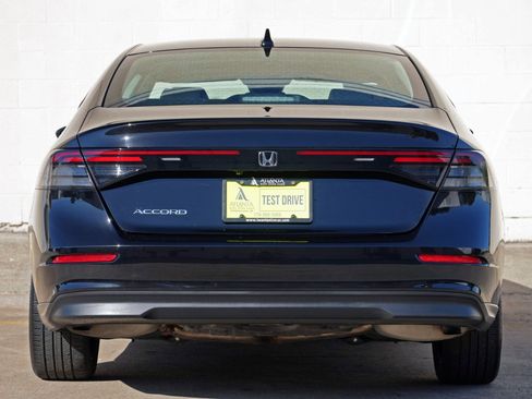 Used 2025 Honda Accord SE image 10
