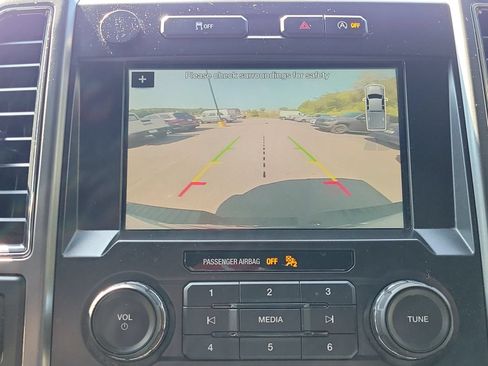 Used 2017 Ford F150 XLT w/ Equipment Group 302A Luxury AWD/4WD image 20