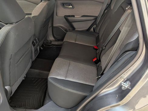 Used 2022 Nissan Rogue SV image 23