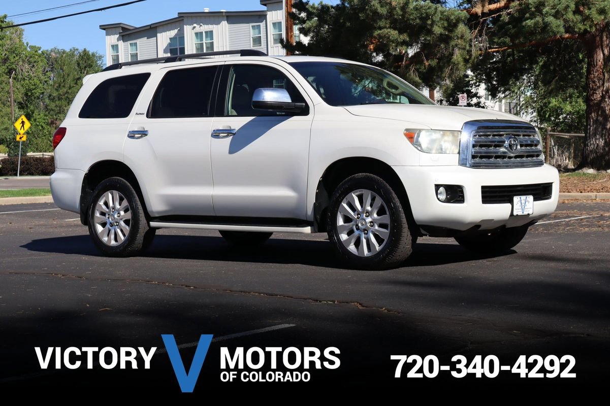 Used 2014 Toyota Sequoia Platinum RWD image 1