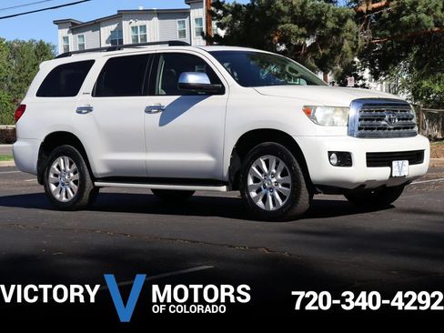 Used 2014 Toyota Sequoia Platinum RWD image 1