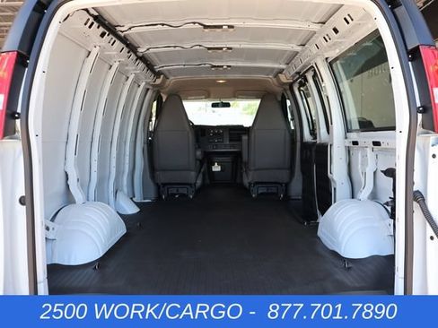 New 2026 GMC Savana 2500 w/ Driver Convenience Package RWD image 15