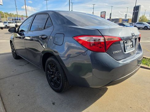 Used 2018 Toyota Corolla LE FWD image 7
