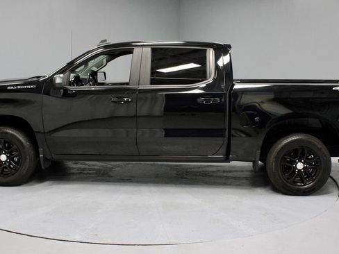 Used 2022 Chevrolet Silverado 1500 LT AWD/4WD image 10