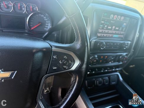 Used 2018 Chevrolet Silverado 1500 LTZ Z71 w/ LTZ Plus Package AWD/4WD image 29