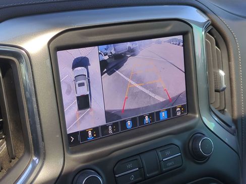 Used 2022 Chevrolet Silverado 1500 LTZ w/ LTZ Premium Package image 22