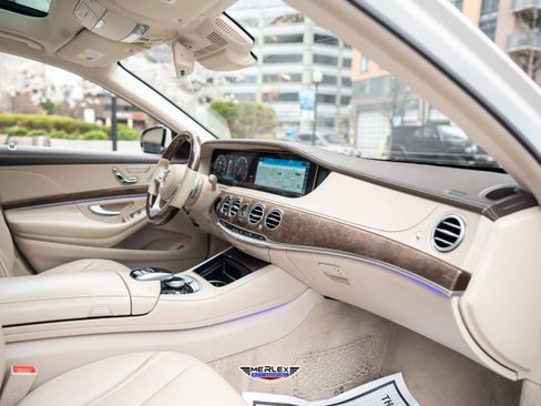 Used 2019 Mercedes-Benz S 560 Sedan image 15