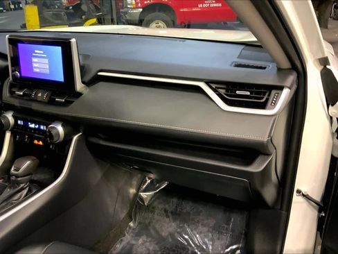 Used 2024 Toyota RAV4 XLE Premium w/ Weather Package AWD/4WD image 19