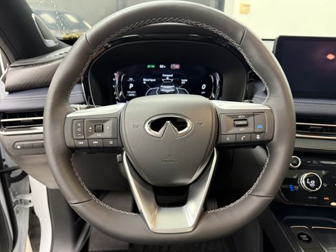 Certified 2026 INFINITI QX60 Sport w/ Dark Cargo Package AWD/4WD image 18