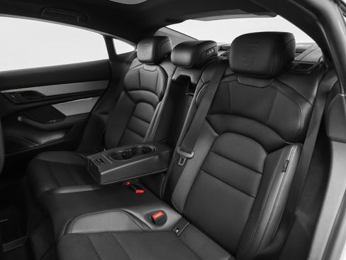 Used 2023 Porsche Taycan image 40