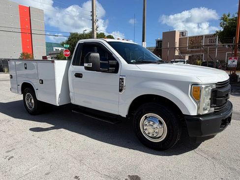 Used 2017 Ford F350 XL w/ Power Equipment Group image 7