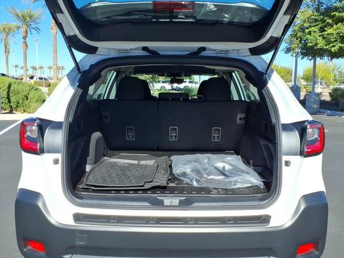 Certified 2025 Subaru Outback w/ Popular Package #1A image 17