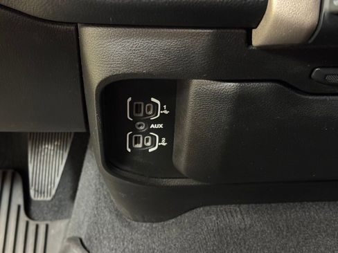 Used 2019 RAM 2500 Laramie image 35