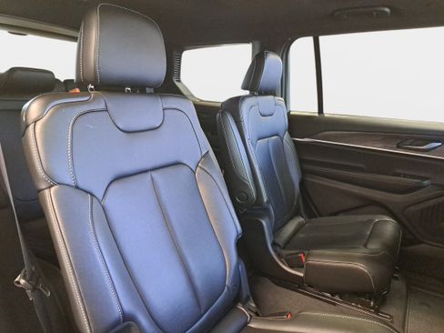 New 2025 Jeep Grand Cherokee L Limited RWD image 12