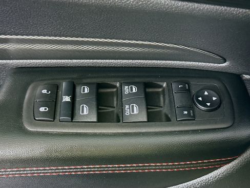 Used 2025 Dodge Durango GT image 24