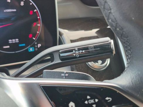 Certified 2025 Mercedes-Benz GLC 300 4MATIC image 12