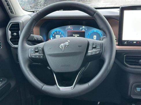 New 2025 Ford Bronco Sport Outer Banks image 6