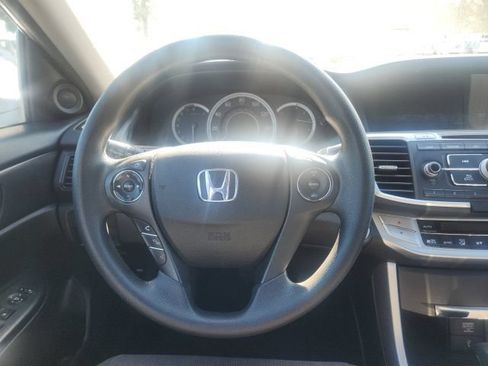 Used 2013 Honda Accord EX image 9