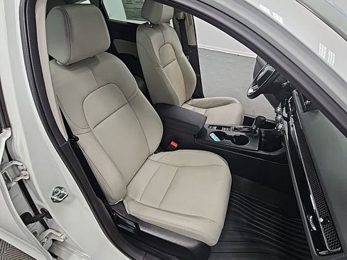 Used 2024 Honda Civic EX-L image 36