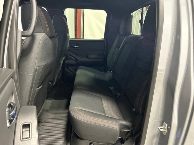 Used 2022 Nissan Frontier PRO-4X AWD/4WD image 17