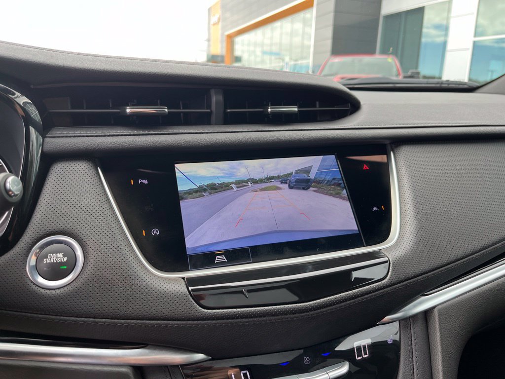 Used 2025 Cadillac XT6 Luxury w/ LPO, Floor Liner Package AWD/4WD image 13