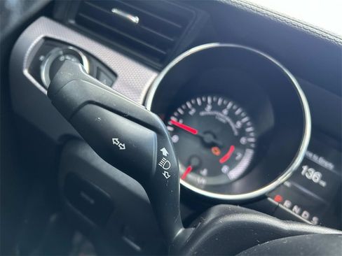 Used 2017 Ford Mustang EcoBoost image 21