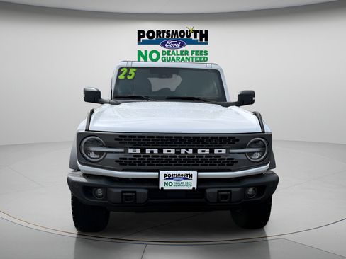 Used 2025 Ford Bronco Badlands AWD/4WD image 10