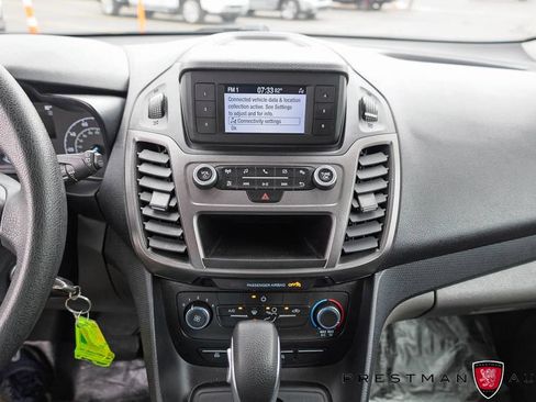 Used 2022 Ford Transit Connect XL FWD image 25